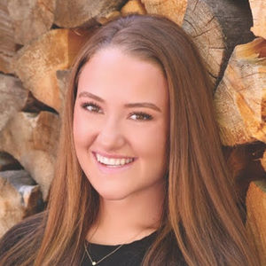 Meet your Posher, Nikki